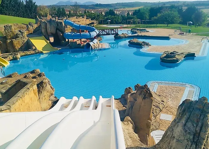 La Puerta De Viana, Con Desayuno, Piscina Y Posibilidad Visita A Bodega!